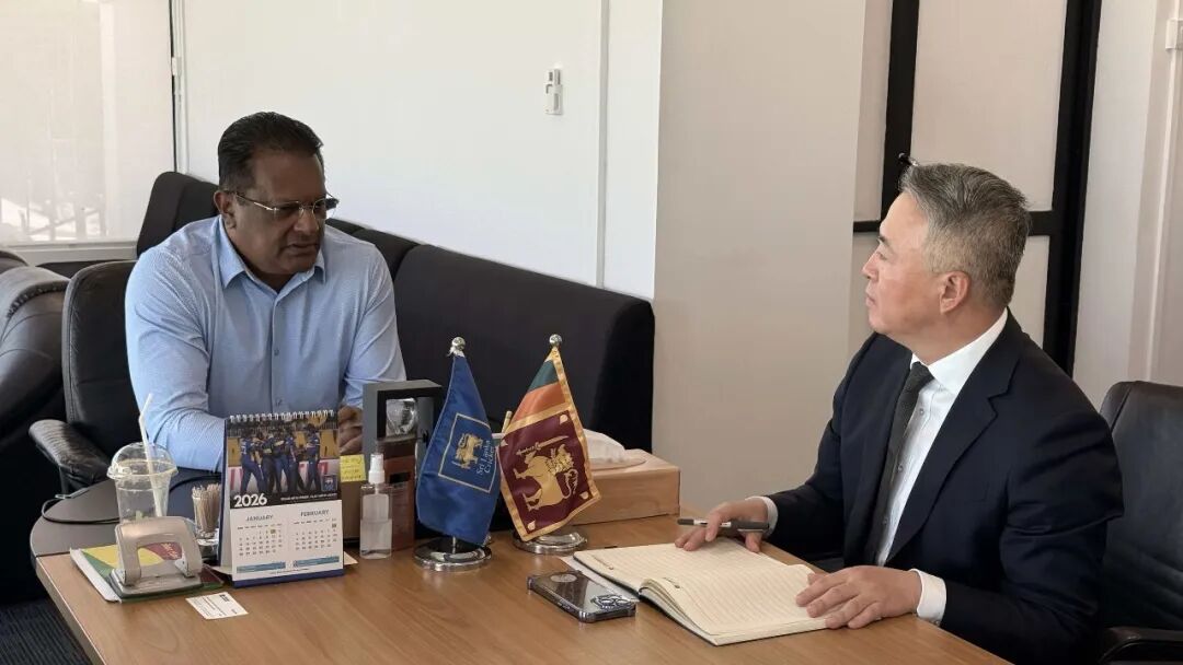 滑动查看更多图片