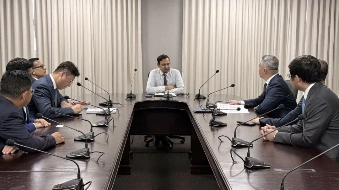 滑动查看更多图片