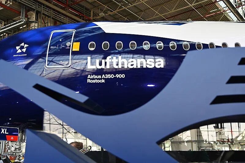 汉莎航空将部分中东航班停飞延长至十月