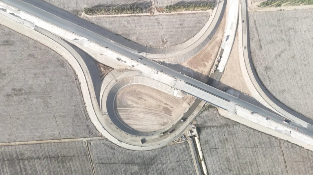 兵团交建公司G3036阿阿高速二标项目柳源互通