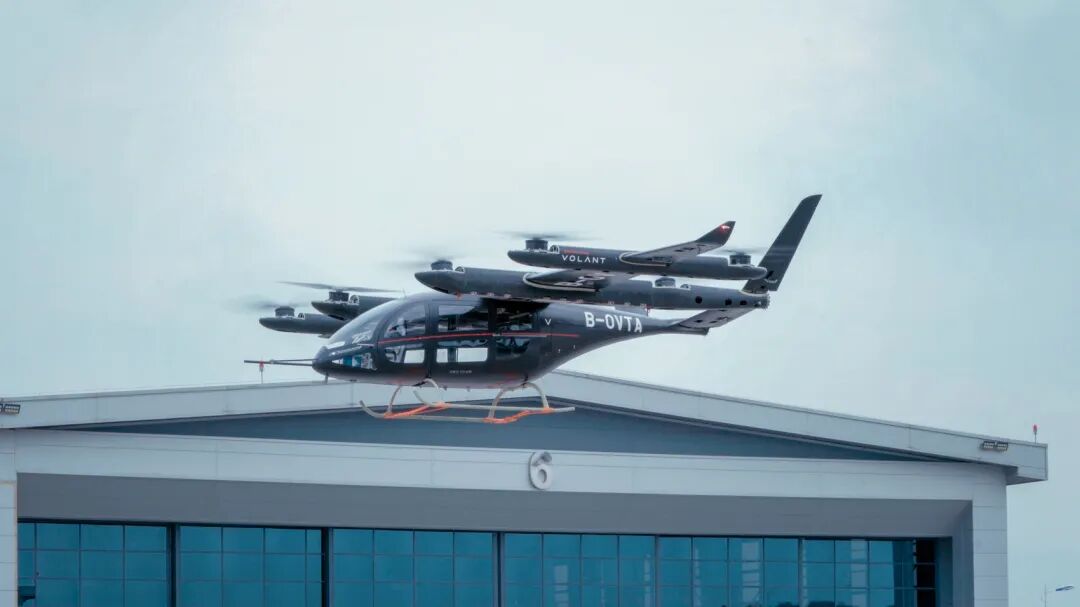 VOLANT沃兰特VE25-100型航空器成功完成首轮有人驾驶操纵试飞。