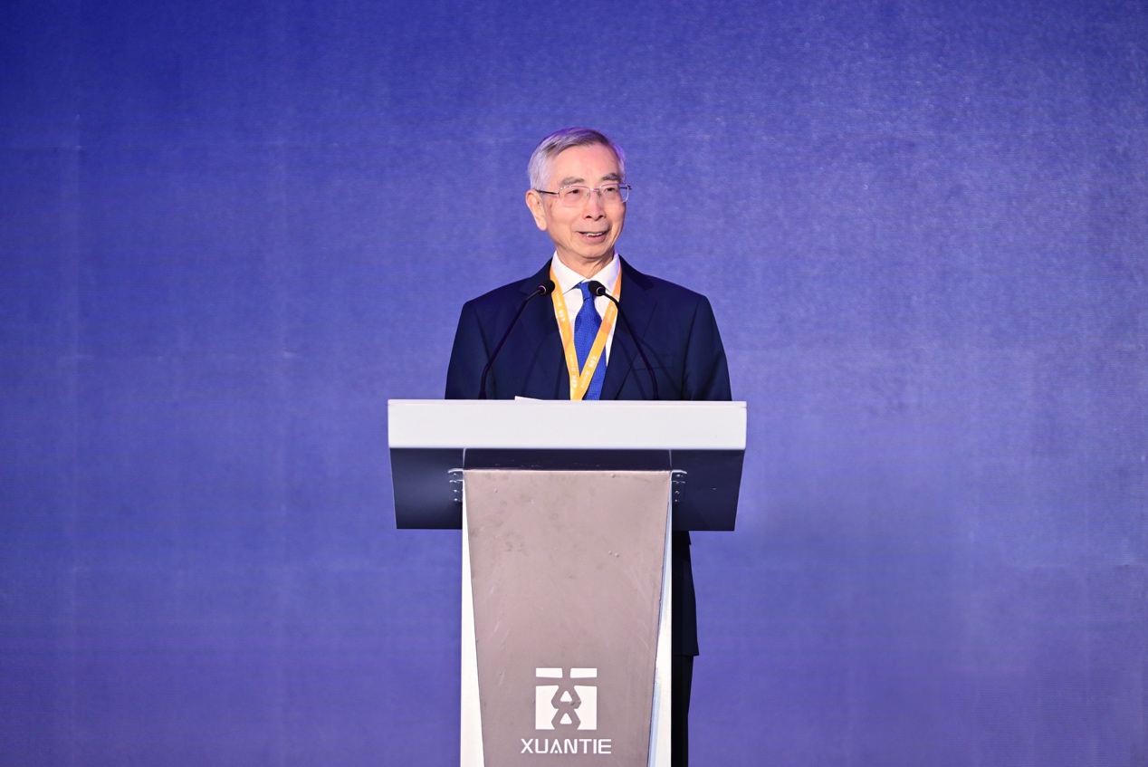 中国工程院院士倪光南在大会上致辞 （受访者供图）