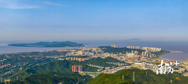 深珠通道西端起点的珠海高新区。