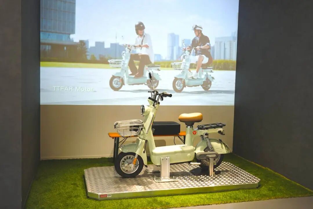 图源：雅迪官方