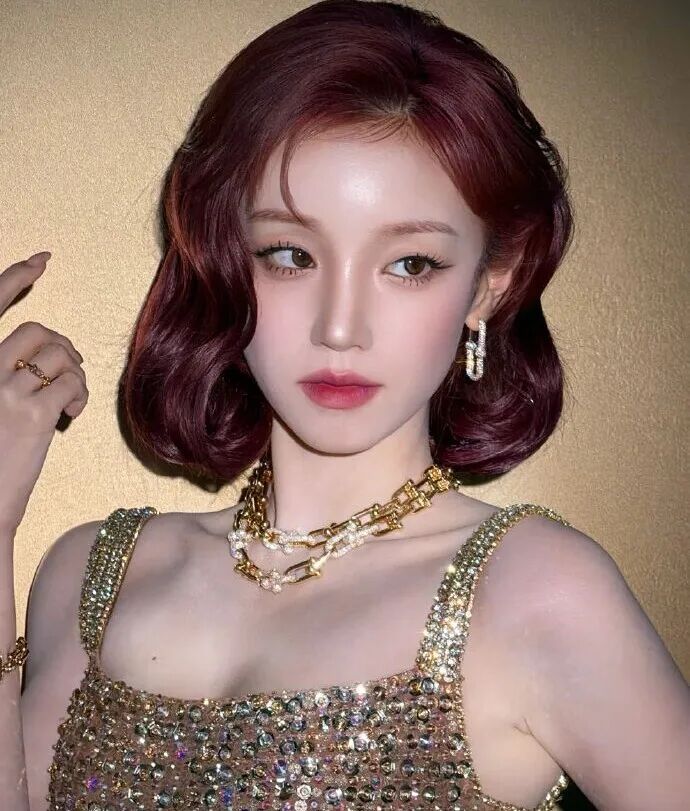 知名女星演唱会时头部受猛烈撞击！最新回应