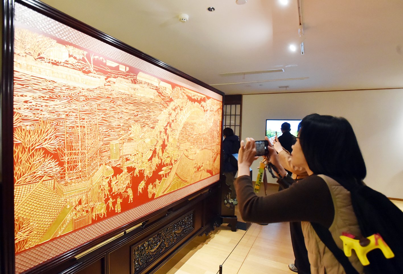 香港媒体采访团感受扬州历史文化底蕴。庄文斌 摄