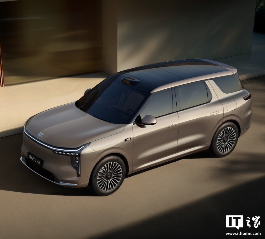 智己 LS8 汽车 45 分钟小订突破 10000 台，预售权益价 25.98 万元起