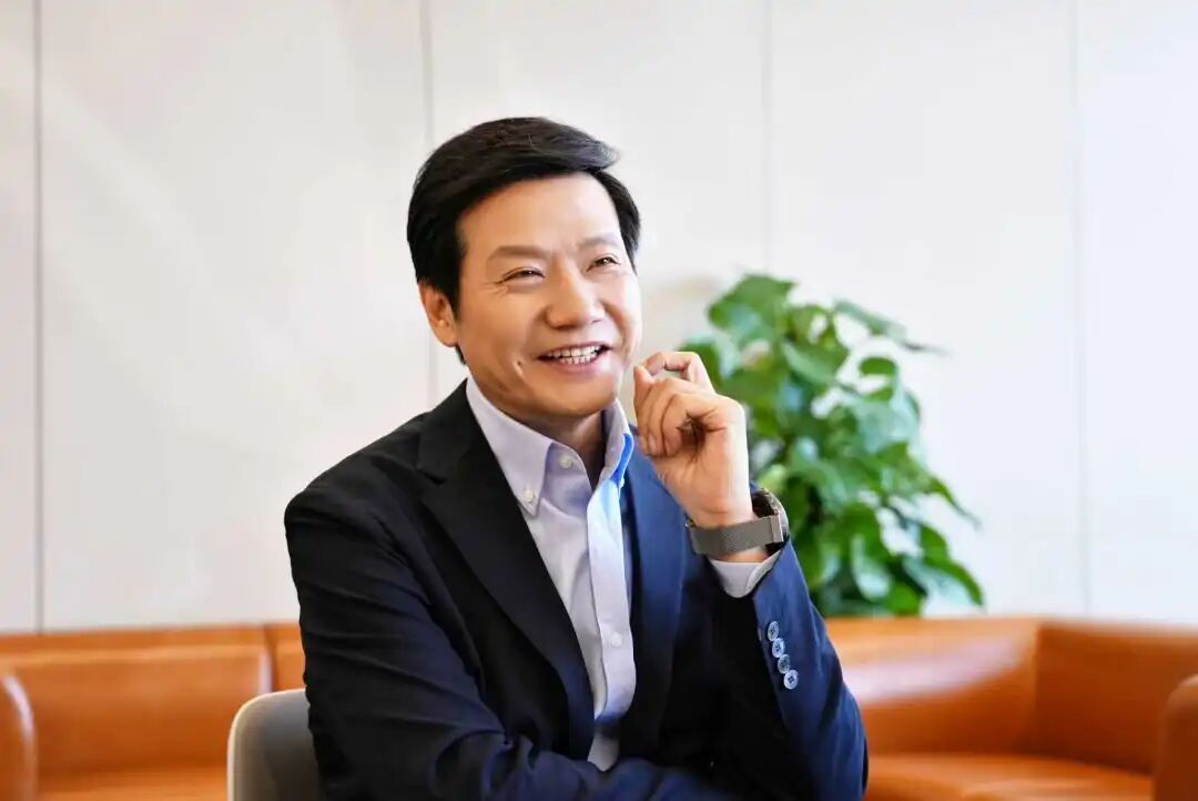 【大咖观点】雷军：所有产业都值得用AI做一遍，未来 5 年，人形机器人将大面积进入小米工厂“打工”