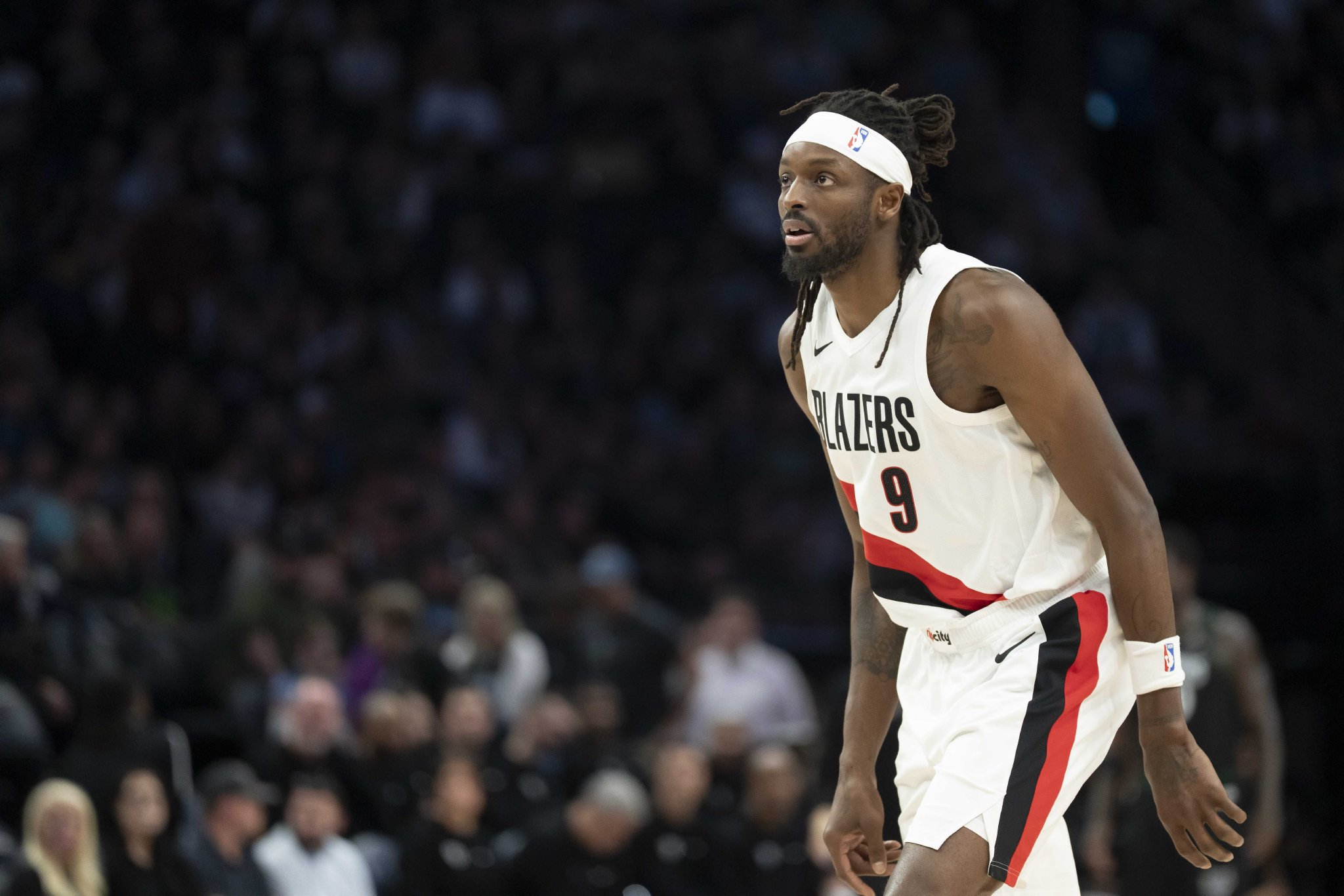 小腿伤势退赛！格兰特8中4拿到19分4板1断2帽