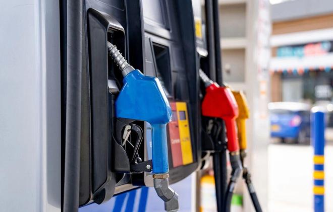 “为了省100元油费，我买了20万的纯电车”