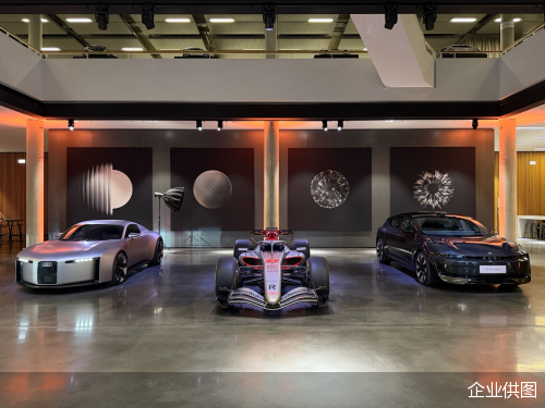 AUDI，传统豪华品牌的电动化“新玩法”