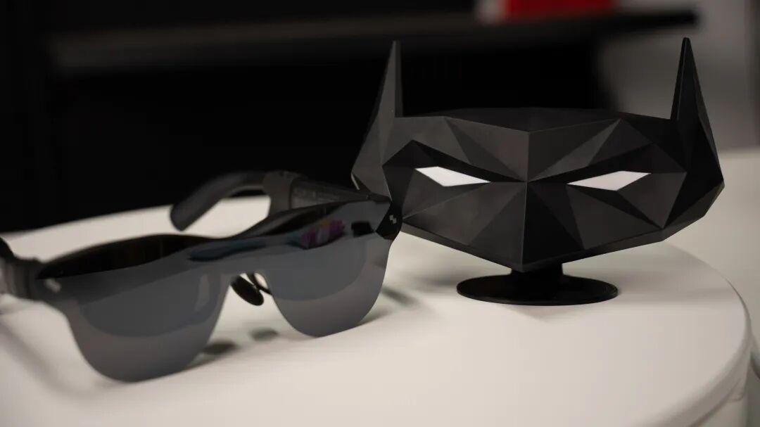 雷鸟Air 4 Pro蝙蝠侠版上手：AI HDR惊艳，佩戴感绝了