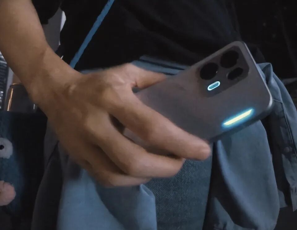 OPPO极为正确，vivo压力山大，小米、荣耀成兄弟