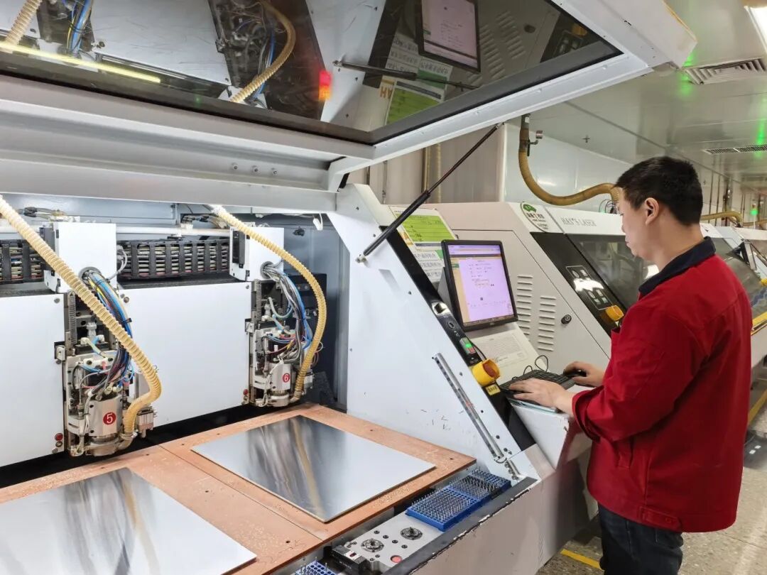 惠州市特创电子科技股份有限公司生产车间。