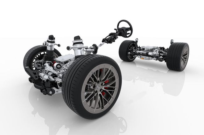 “最强量产保时捷”纯电卡宴电池揭秘：散热能力堪比100台大冰箱