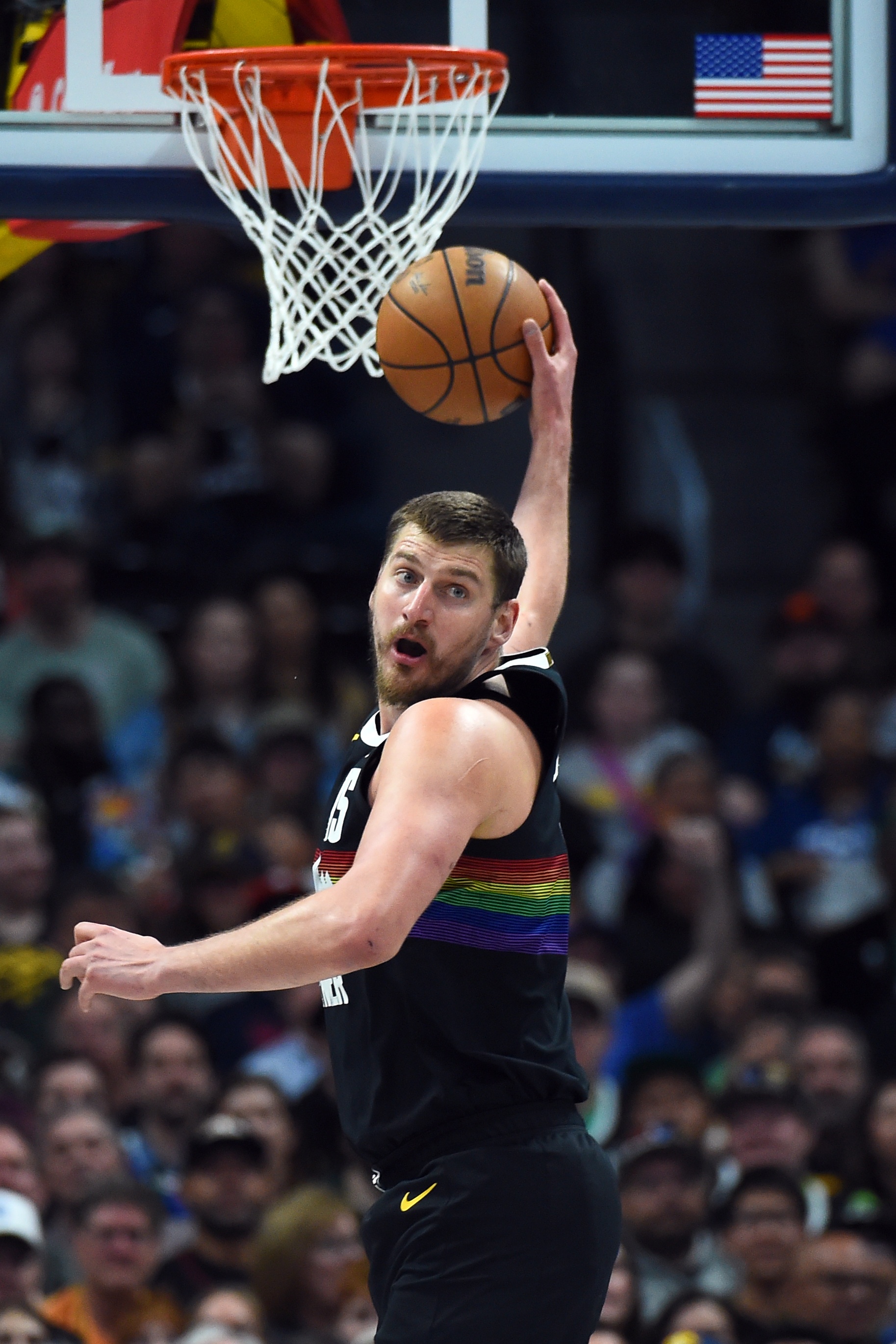 麦迪：约基奇毫不在意自己砍下20+20+20 赛后只关心自己的马