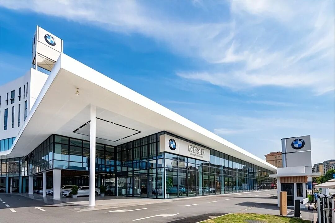 卷款数百万跑路？深圳知名宝马4S店人去楼空，闭店前仍在“圈钱”