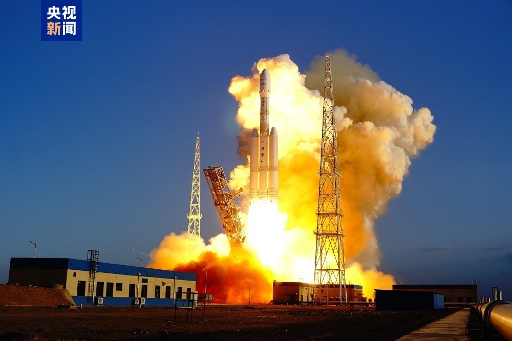 【8点见】一战封神！他让世界记住了中国摩托