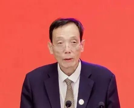 人工智能浪潮奔涌，智能经济能否成为新的增长引擎?丨中国经济时报新质策源导刊