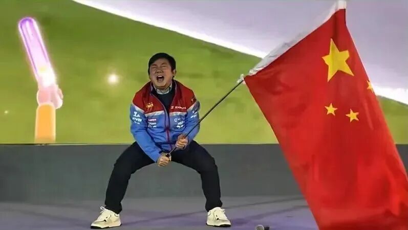 被称「摩托车圈雷军」，冠军张雪的飞驰人生