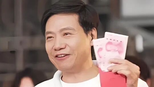 雷军拿下特斯拉美女高管