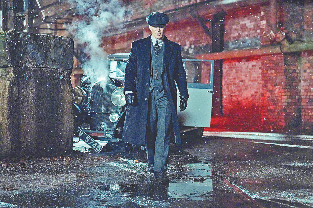 启用剧版原班人马，情怀难抵故事硬伤，《浴血黑帮》电影版口碑滑坡