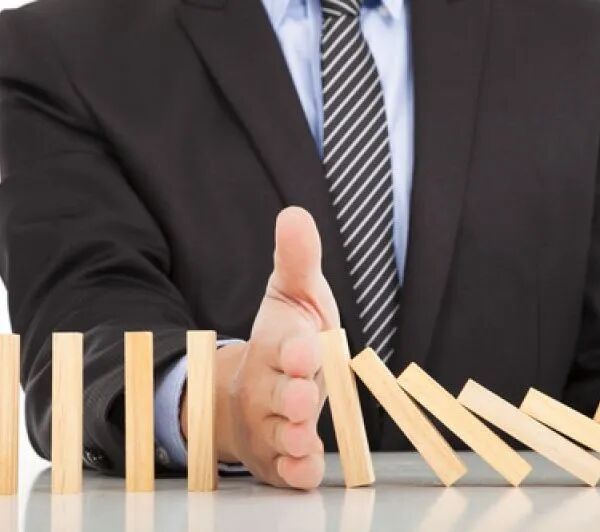 延期赎回是为“保护中小投资者利益”？华泰保兴基金一个月内两次站在风口浪尖