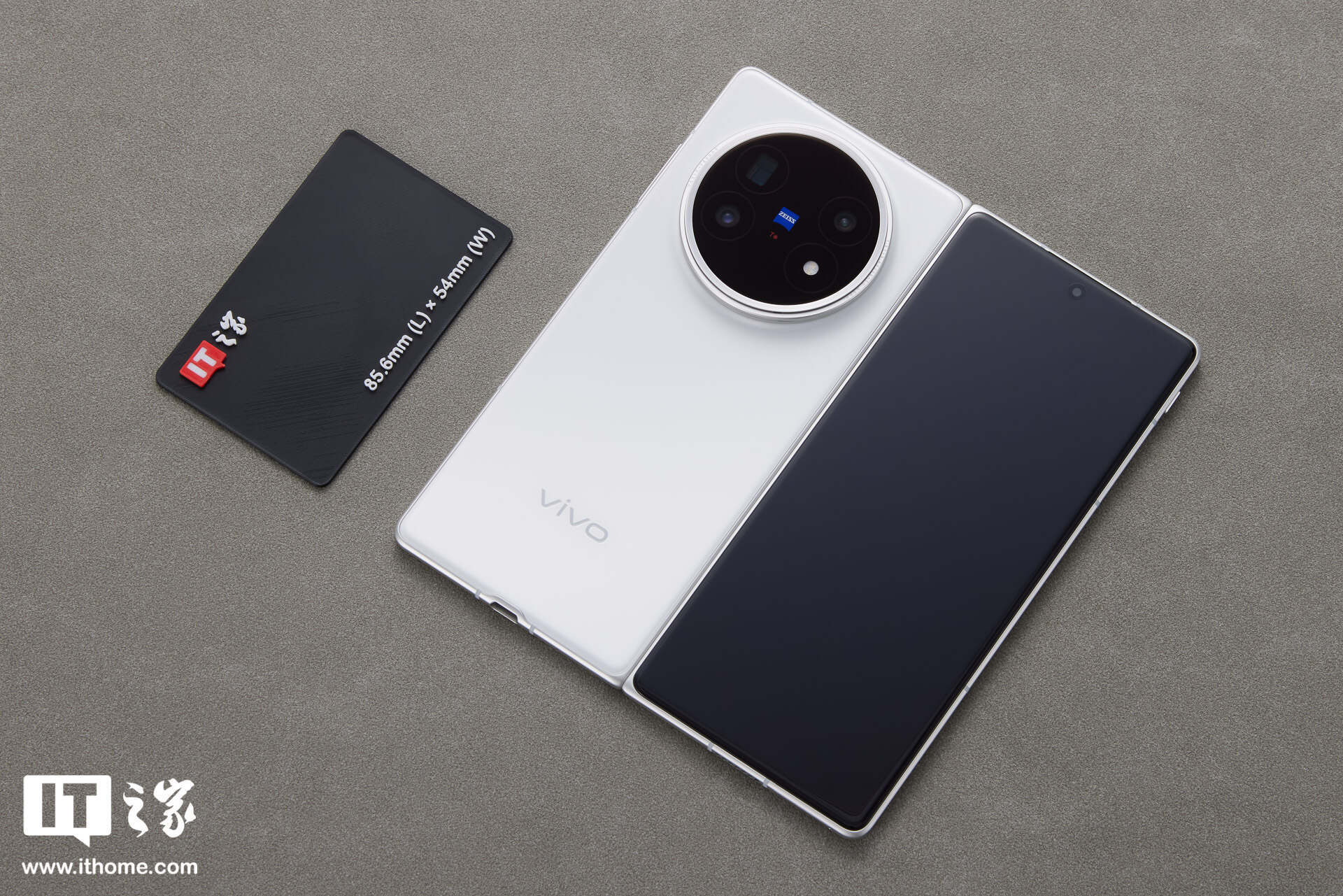 vivo x fold 5发布时间 dfb8-c356fde53fb6458fb507df3f886e4291.jpg