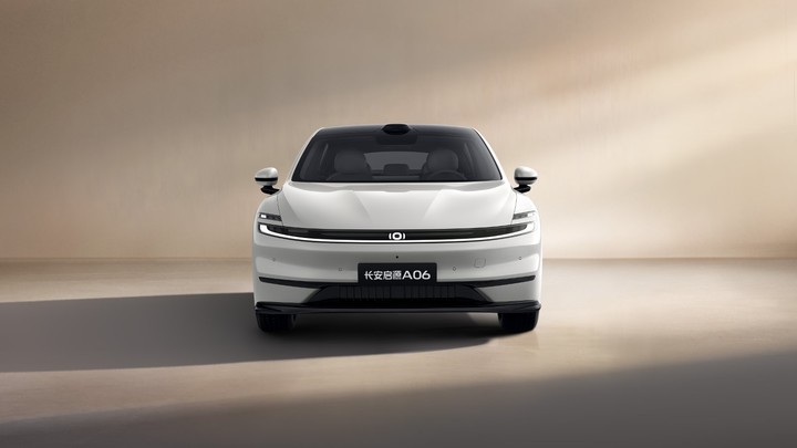 长安启源发布了 2 款新车：A06 补强主流家轿市场，Q05 争夺家用纯电 SUV 增量空间