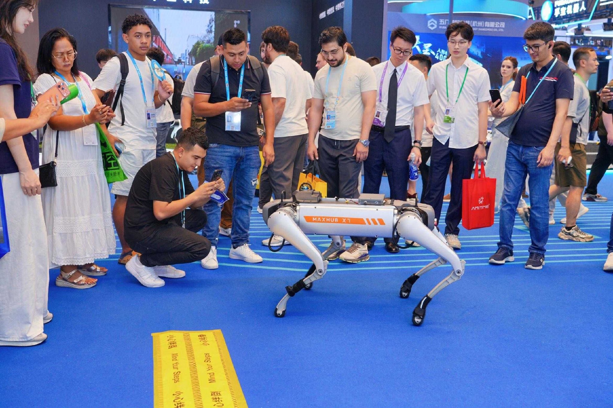 ���������MAXHUB X7