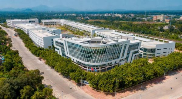 图:派成·门窗产业供应共享平台智慧生产基地鸟瞰图