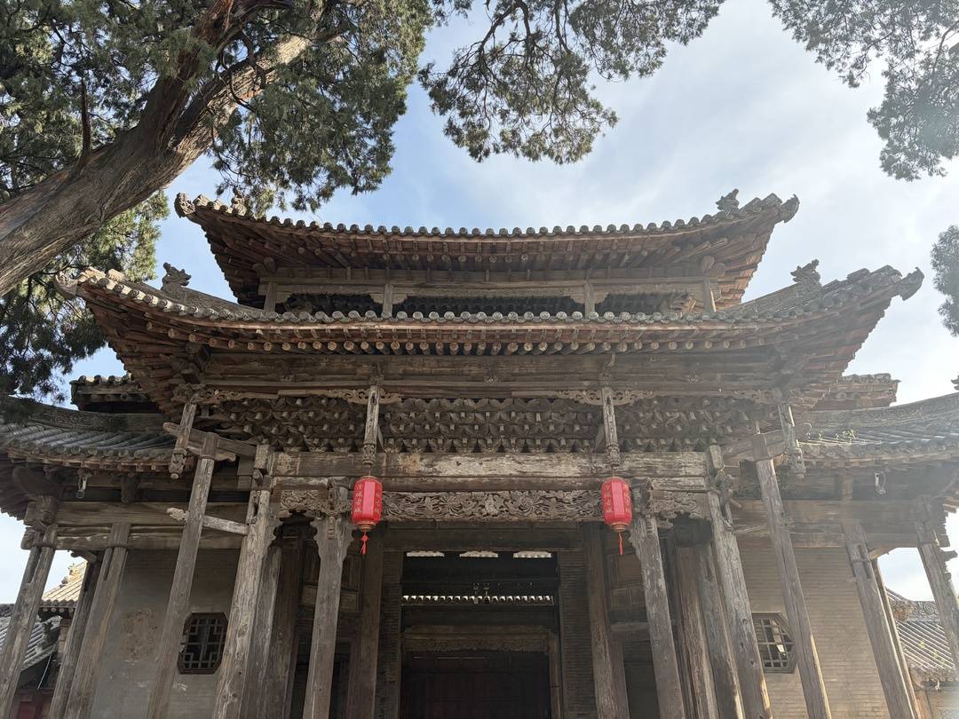 汾城古建築群中的城隍廟戲台
