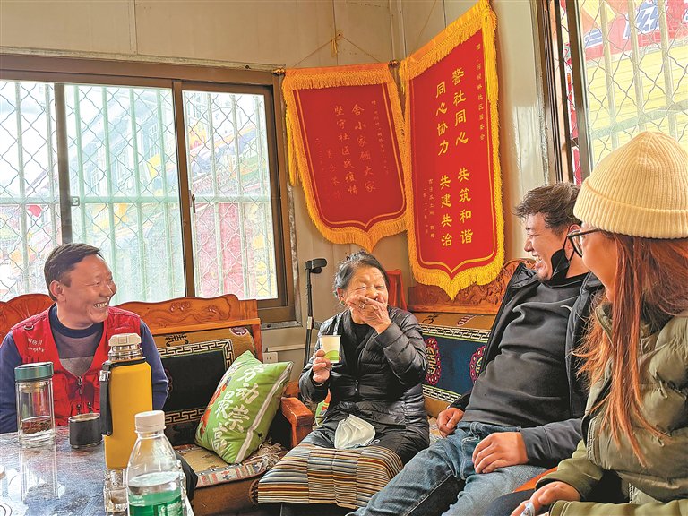拉萨一条街66年变迁见证民族团结