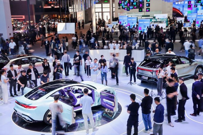 提质·焕新 为用户造好车 红旗品牌重磅亮相2026北京车展 引领中国高端汽车品牌向上突破
