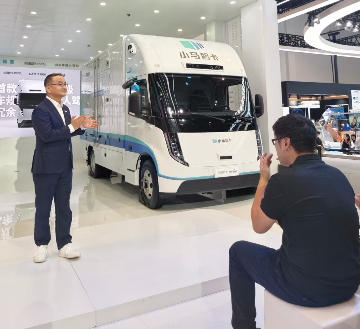 做了10年Robotaxi，小马智行首次入局RoboVan