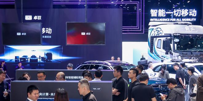 一套模型通吃全球：卓驭重新定义智驾扩张效率边界