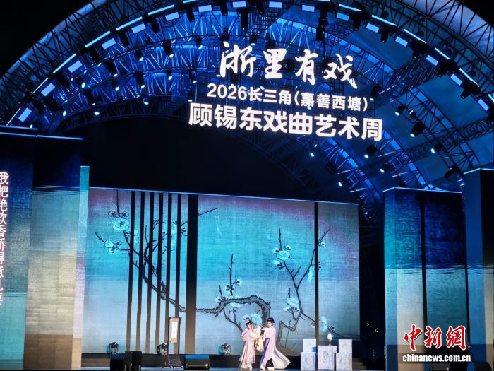 《愛情的花園》在藝術周亮相。傅飛揚 攝