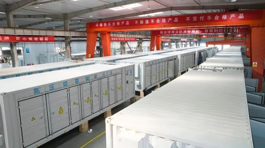 內蒙古明陽龍源電力電子有限公司儲能生產基地項目。 包頭市融媒體中心攝影記者 李強 攝