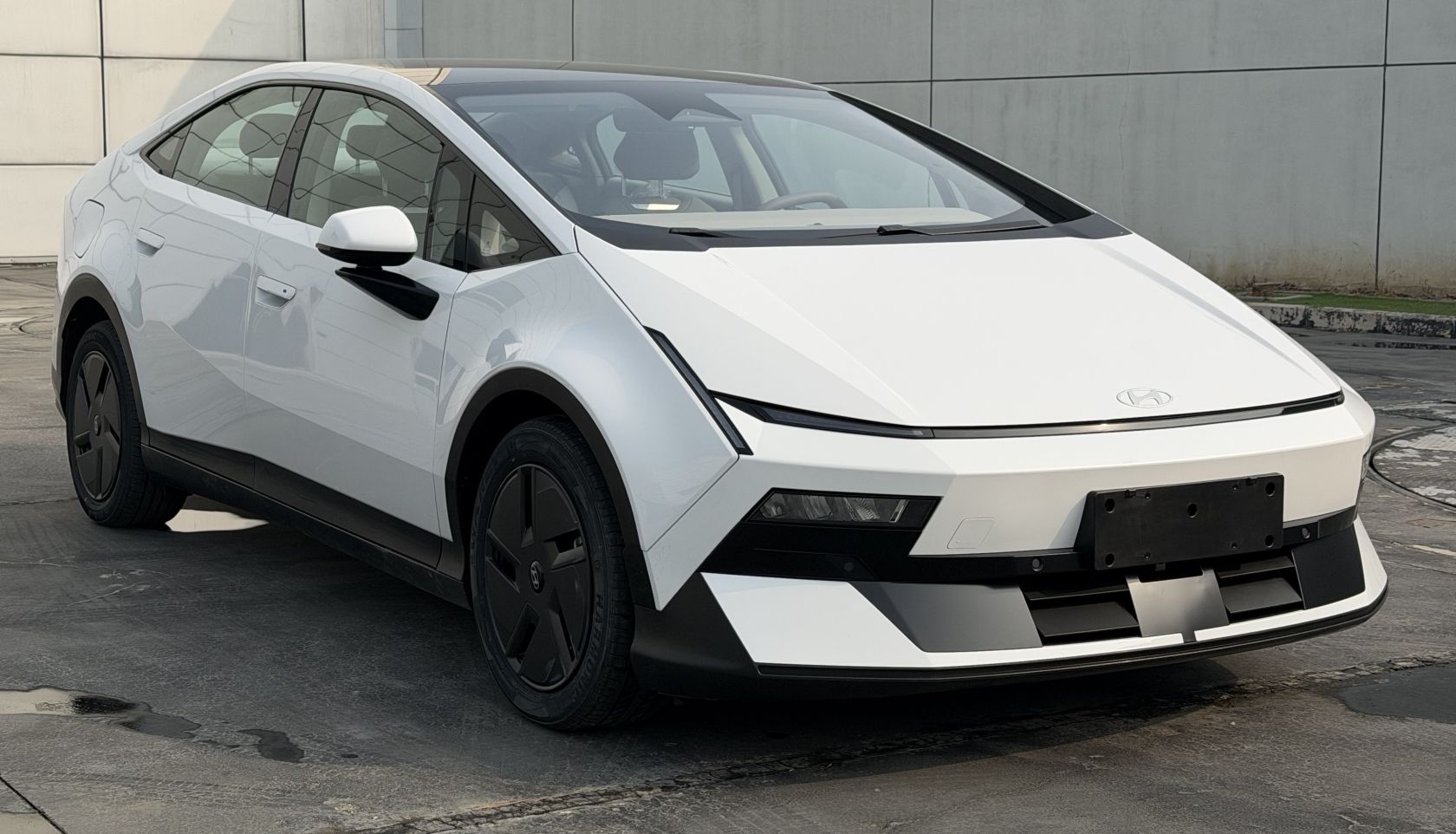 北京现代艾尼氪 V 金星申报图曝光：车长 4.9m，搭载 140/168kW 单电机