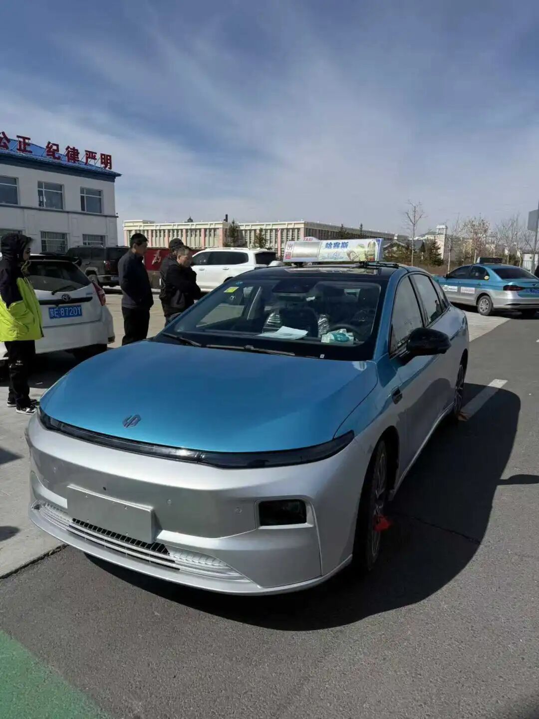 成为中国最冷城市的出租车，这是零跑月销7万的秘密 | 电厂