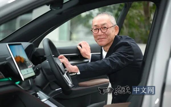 他，在日本开发比亚迪