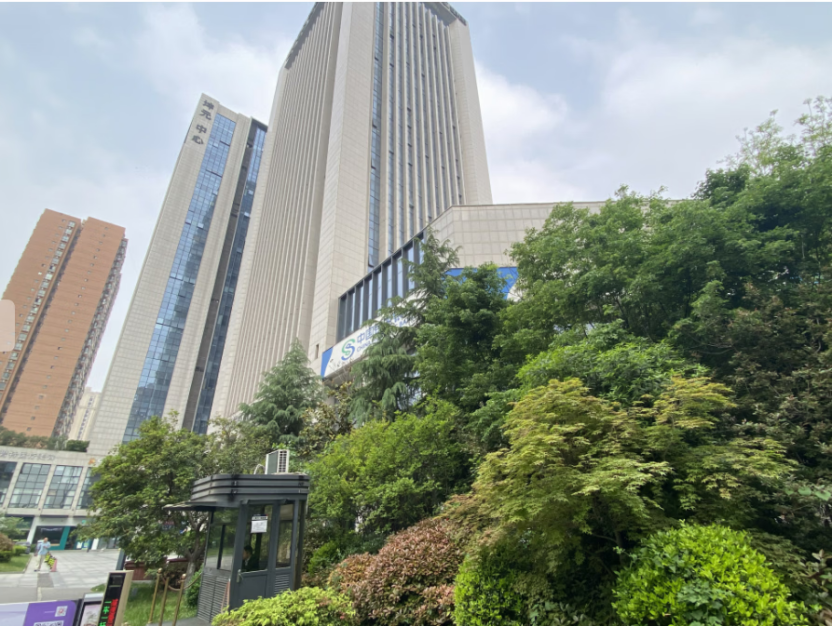 西安建工总部大楼现状。图源:京东资产交易平台