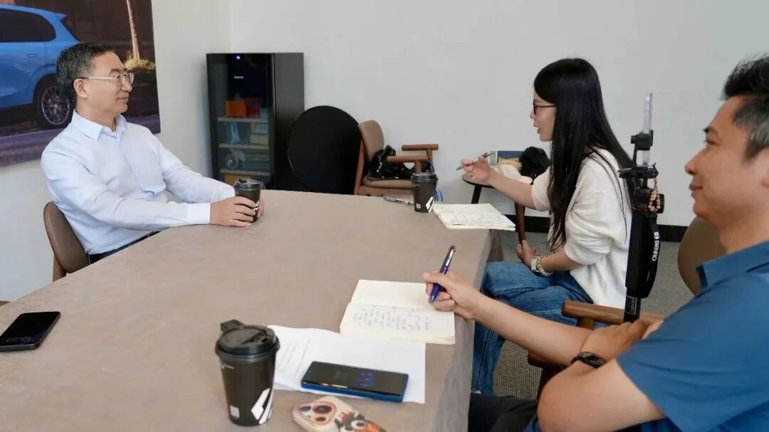 零跑创始人朱江明：国内卷到死，只有一条路能活