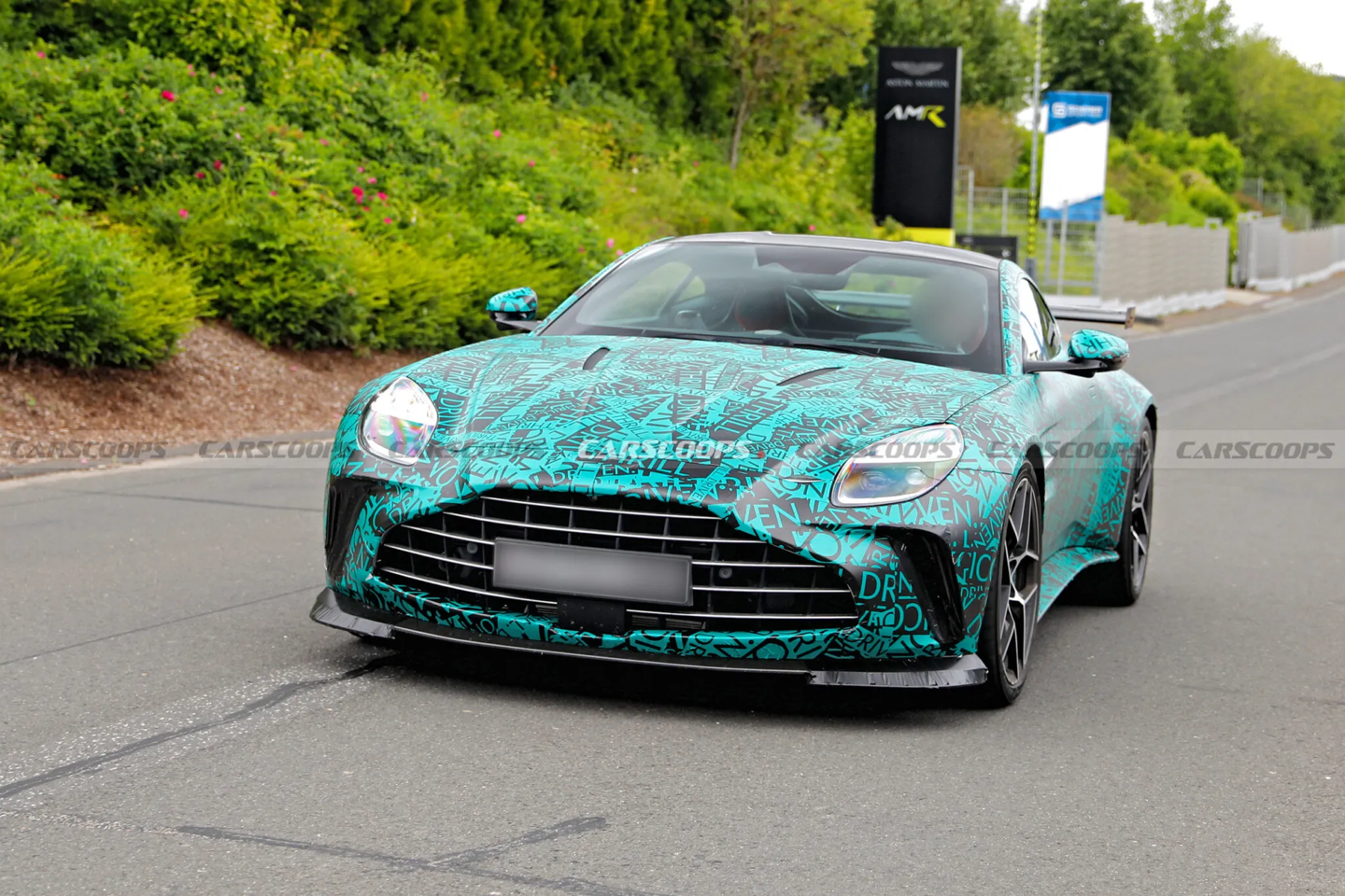 2027 款阿斯顿 · 马丁 Vantage RS 曝光，动力有望突破 670 马力