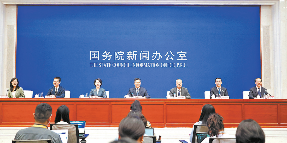 支持各地发展拉力赛等体验式赛事