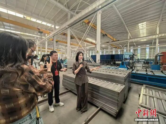 活力中国调研行丨从螺丝钉到重卡 河北工业品“云端”销售“卖全球”