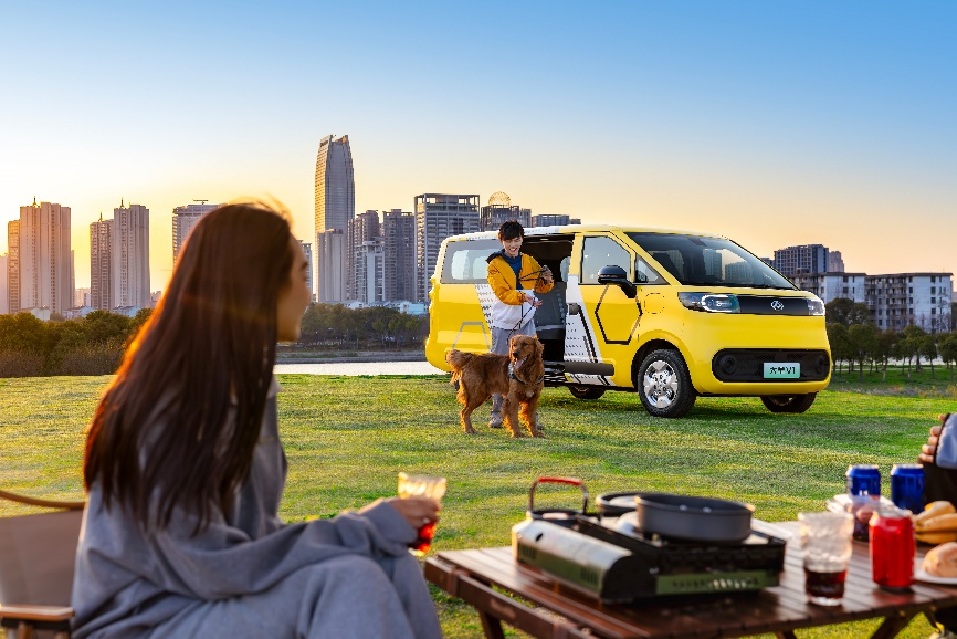五大品牌多线冲高！上汽商用车6月热销3.1万辆，上半年同比大涨24%走势昂扬