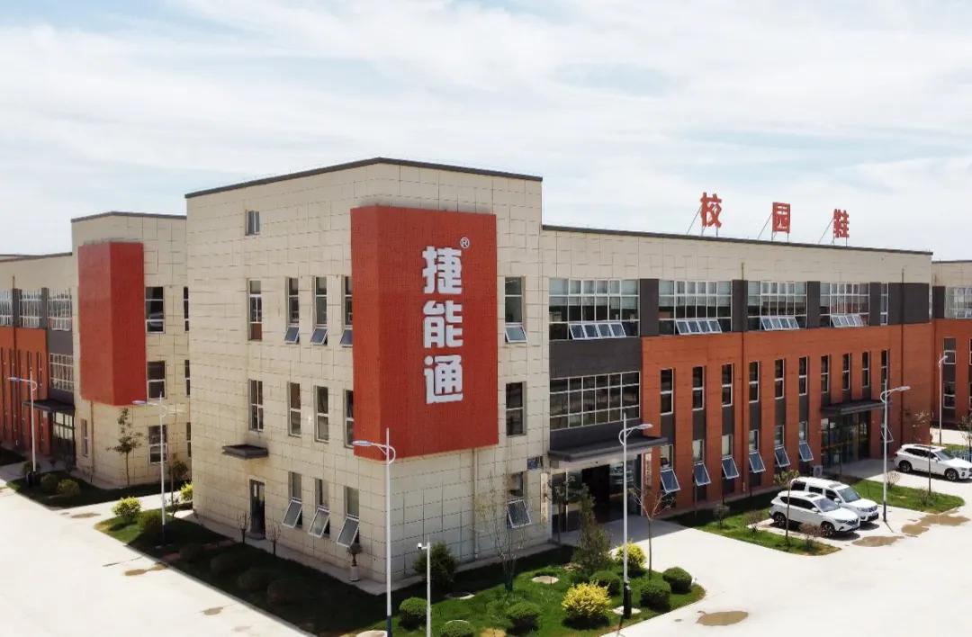 闽宁协作 山海情长 | 郑进琪：跨越山海用“一盏灯”“一双鞋”守护西部青少年健康