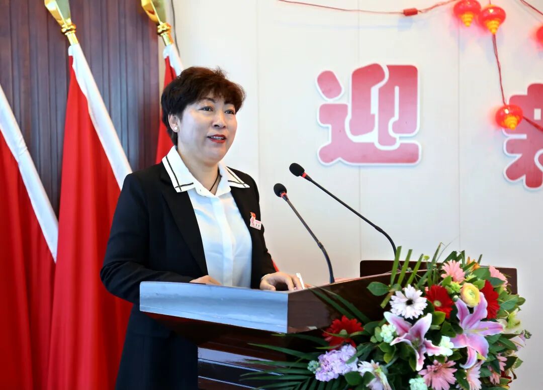 十九载扎根基层一线 以实干守护万家幸福——李娜同志事迹材料