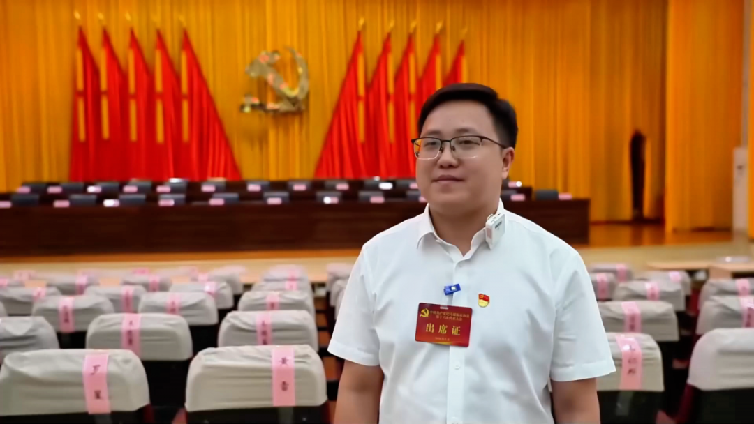 我县各界党代表热议县第十六次党代会工作报告